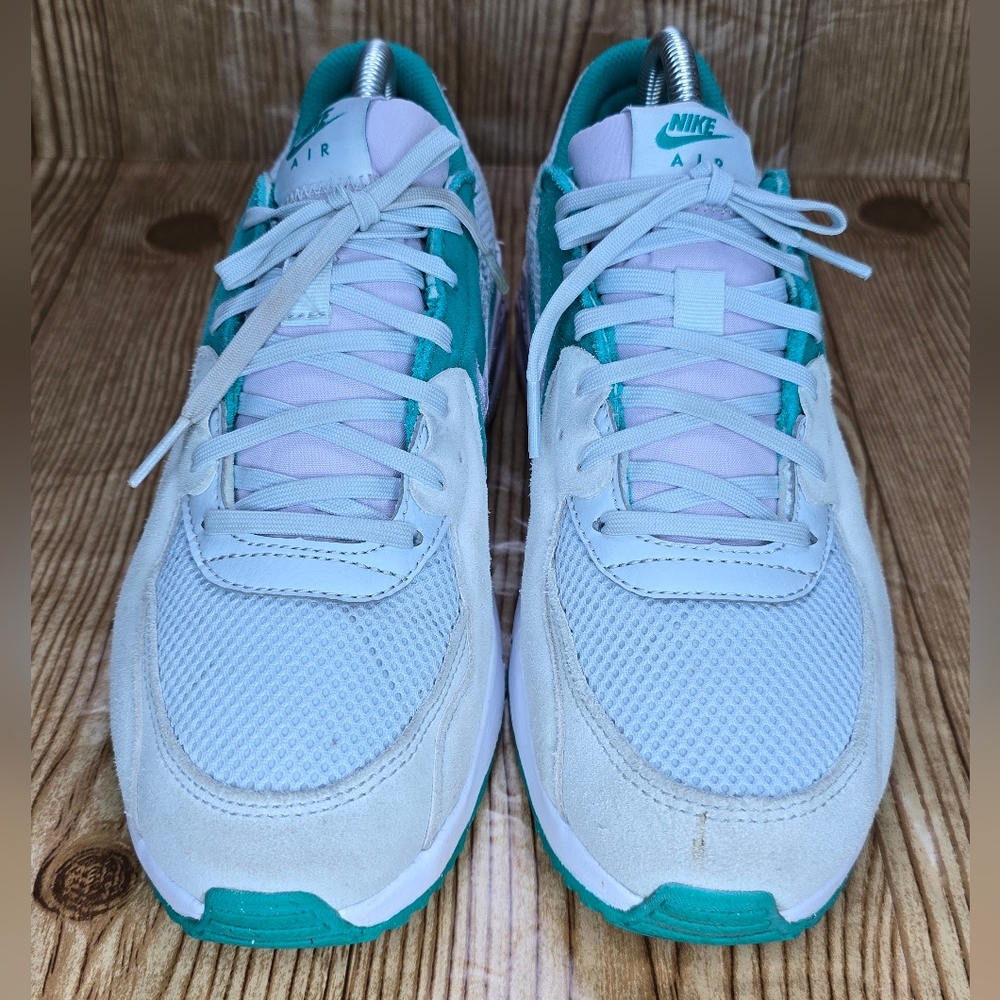 Nike Women's Air Max Sneakers Size 9